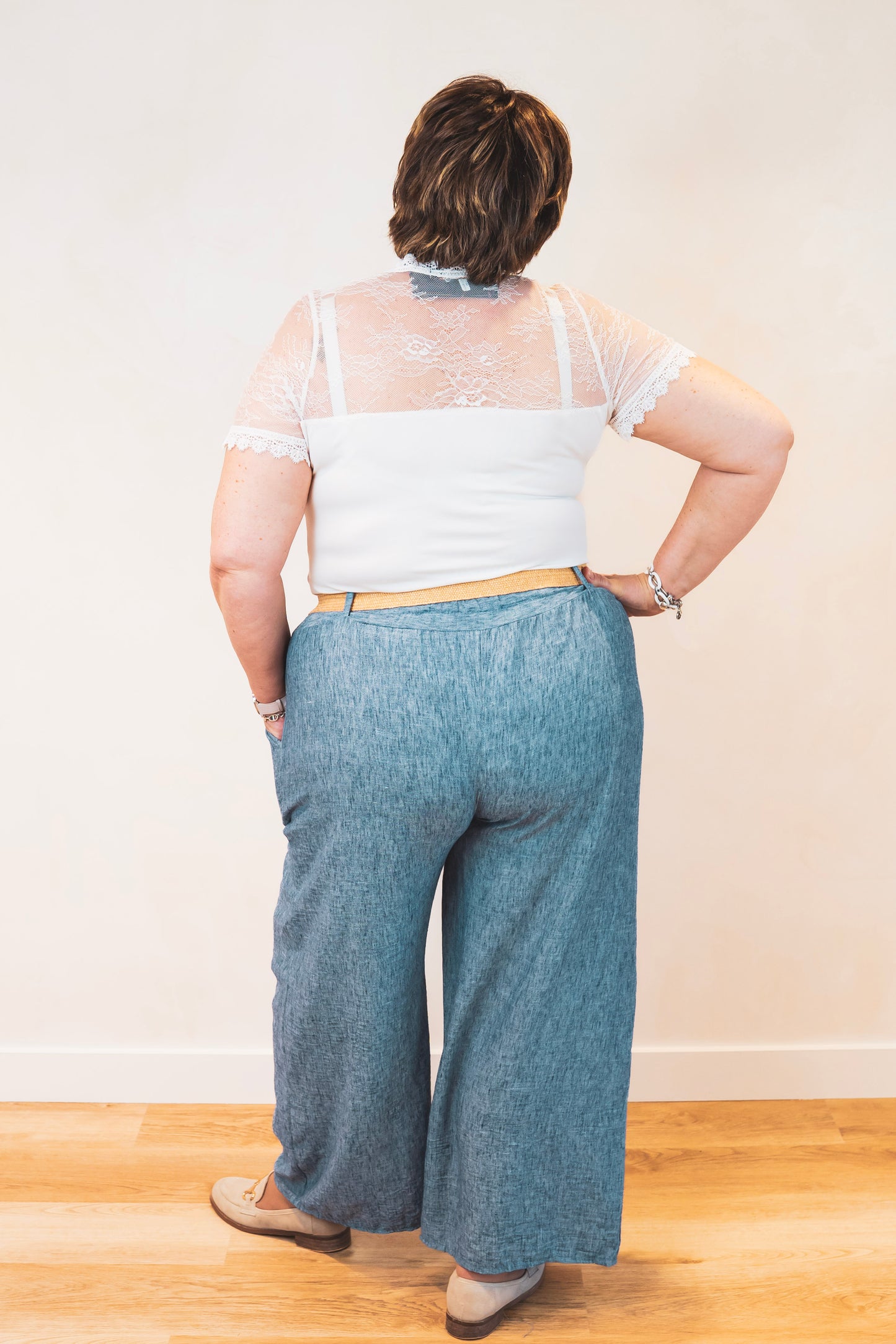 Pantalon bleu avec ceinture
